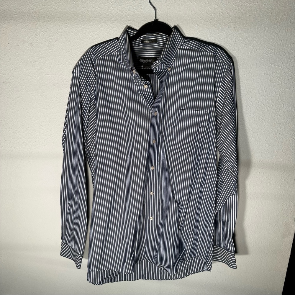 Eddie Bauer Winkle Free Relaxed Fit